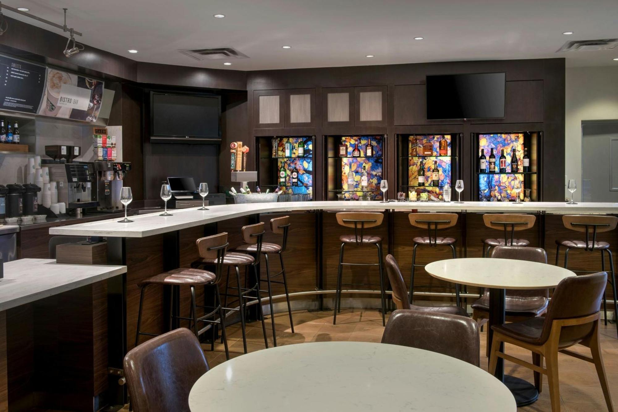 Courtyard By Marriott Basking Ridge Exterior photo